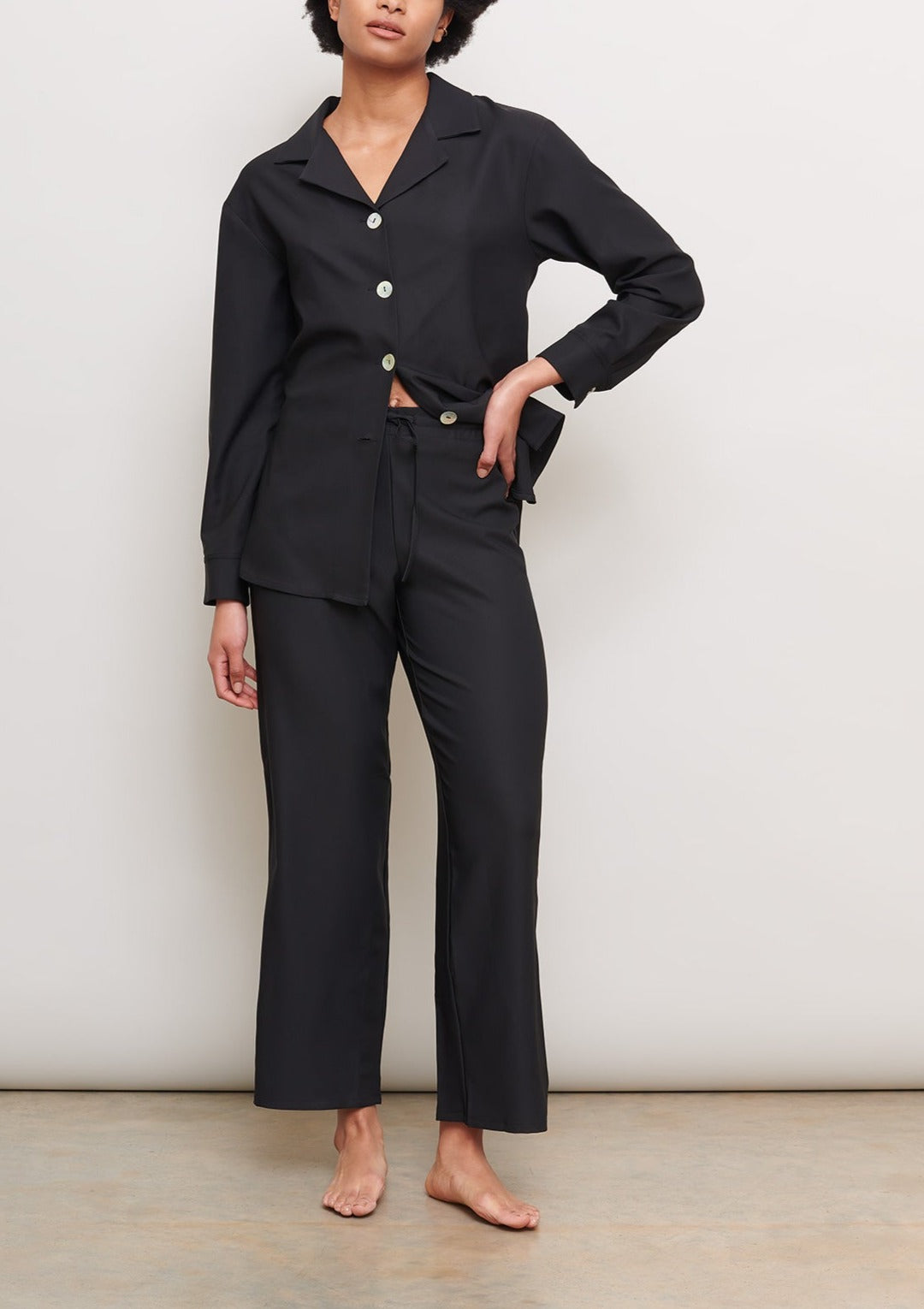 shell-button-pj-top-sustainable-cooling-wicking-cucumber-clothing